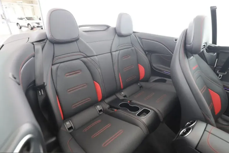 Mercedes-Benz CLE 53 AMG (Clasa CLE) din 2025 cu 8.800 km - oferta MER222047 - foto 13