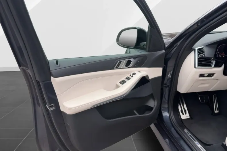 BMW X5 (Seria X) din 2022 cu 52.302 km - oferta BMW222065 - foto 10