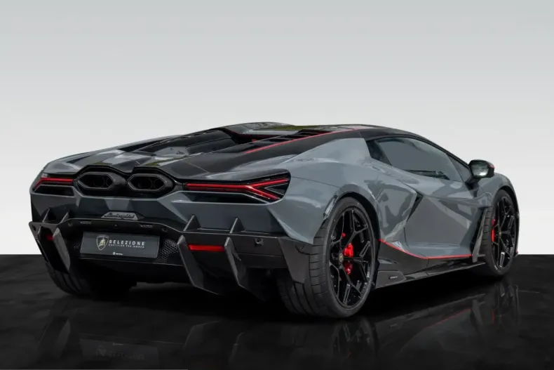 Lamborghini Revuelto din 2025 cu 4.500 km - oferta LAM222089 - foto 2