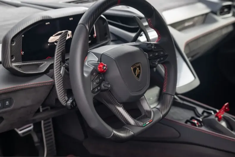 Lamborghini Revuelto din 2025 cu 4.500 km - oferta LAM222089 - foto 22