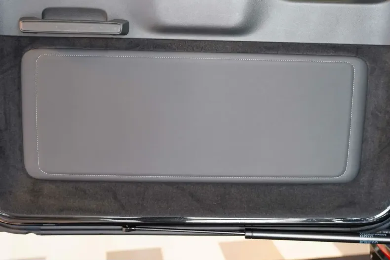 Mercedes-Benz G 450 (Clasa G) din 2024 cu 14.597 km - oferta MER222092 - foto 10