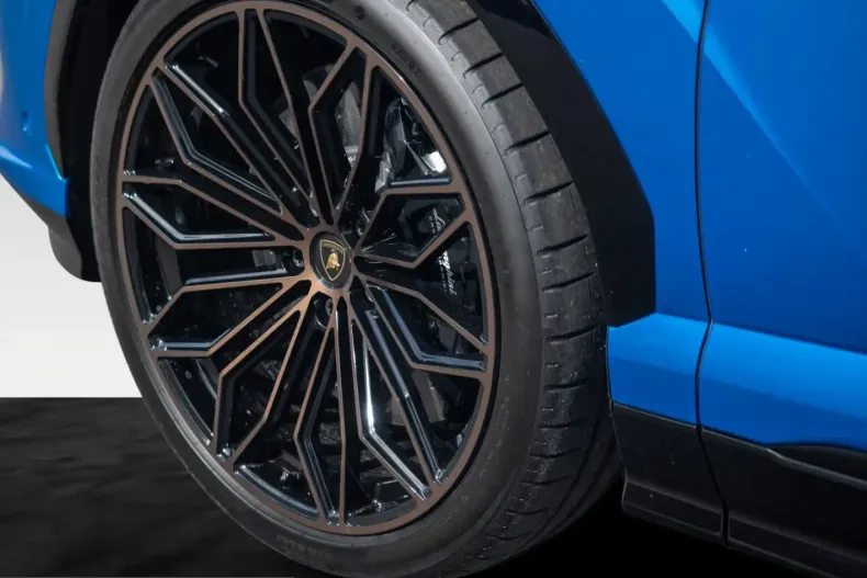 Lamborghini Urus din 2025 cu 12.500 km - oferta LAM222099 - foto 9