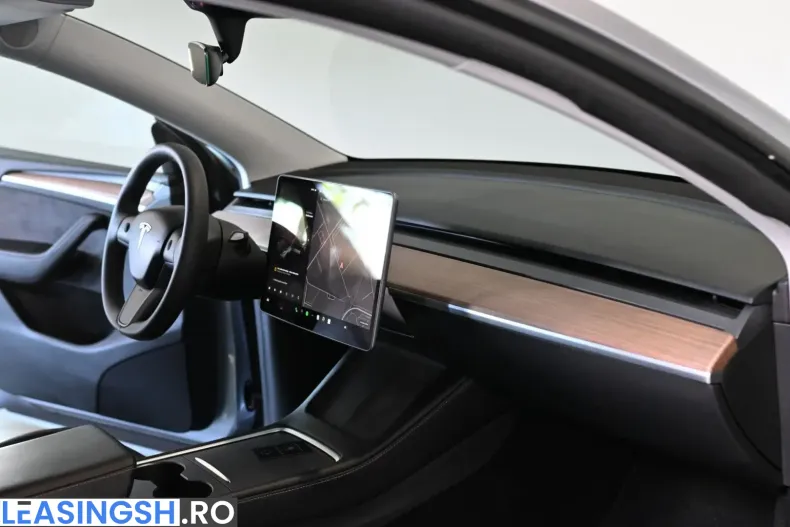 Tesla Model Y din 2024 cu 41.757 km - oferta TES222100 - foto 9