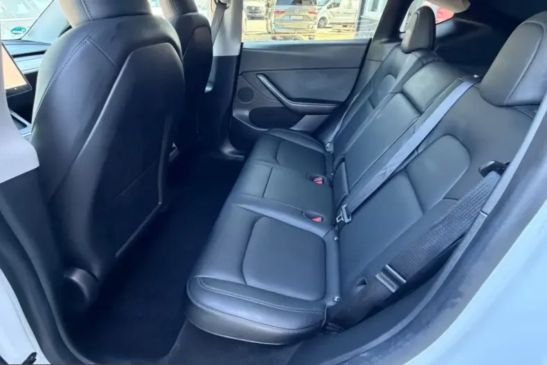 Tesla Model Y din 2022 cu 29.963 km - oferta TES222101 - foto 11