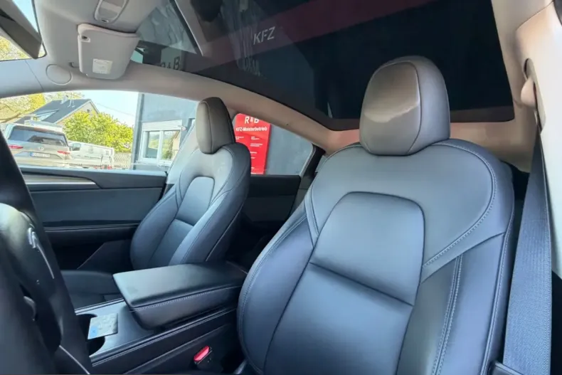 Tesla Model Y din 2022 cu 29.963 km - oferta TES222101 - foto 17