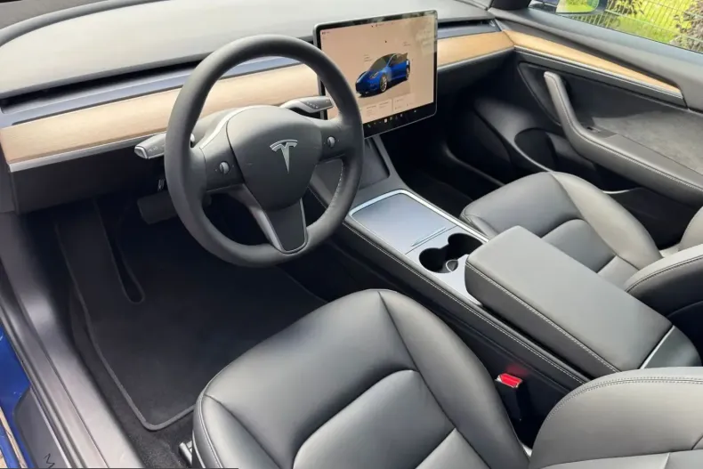 Tesla Model 3 din 2022 cu 10.000 km - oferta TES222103 - foto 11