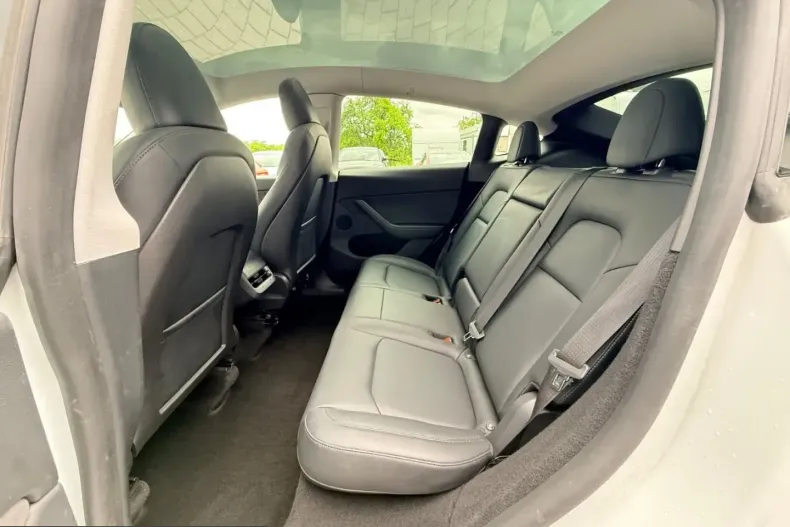 Tesla Model Y din 2022 cu 43.600 km - oferta TES222104 - foto 11