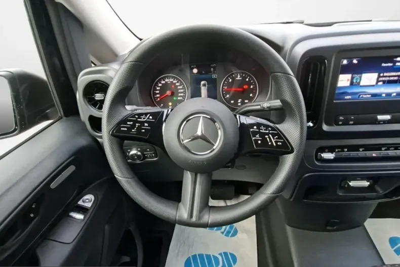 Mercedes-Benz Vito din 2024 cu 49.546 km - oferta MER222107 - foto 12