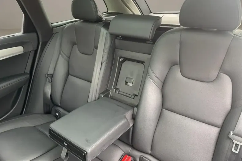 Volvo V90 din 2022 cu 95.260 km - oferta VOL222111 - foto 18