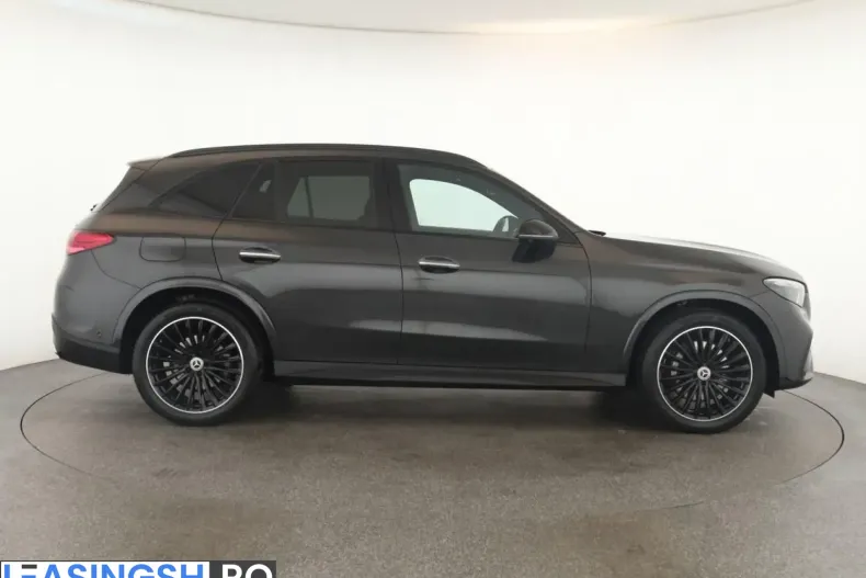 Mercedes-Benz GLC 300 (Clasa GLC) din 2023 cu 53.700 km - oferta MER222119 - foto 3
