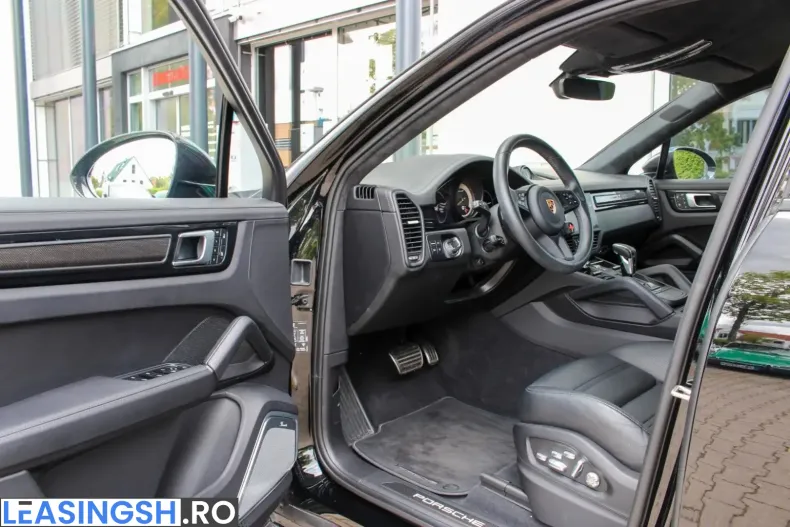 Porsche Cayenne din 2022 cu 66.980 km - oferta POR222120 - foto 9