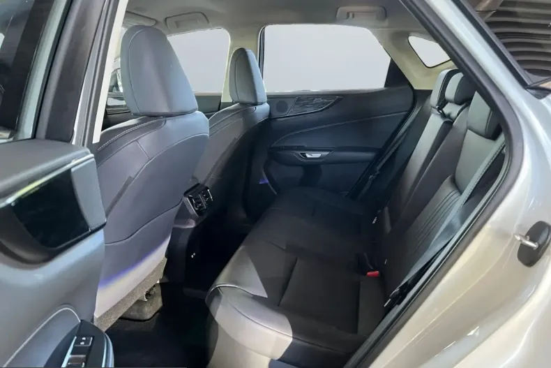 Lexus NX 450h din 2025 cu 10.700 km - oferta LEX222133 - foto 14