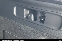 Mercedes-Benz GLC 300 (Clasa GLC) din 2023 cu 50.131 km - oferta MER222139 - foto 17