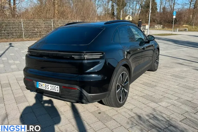 Porsche Macan din 2024 cu 5.900 km - oferta POR222144 - foto 6