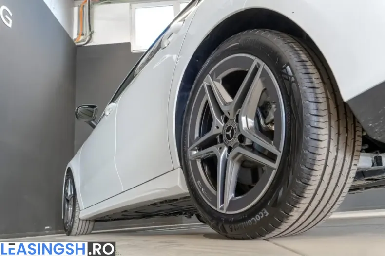 Mercedes-Benz CLA 250 (Clasa CLA) din 2024 cu 3.259 km - oferta MER222158 - foto 13