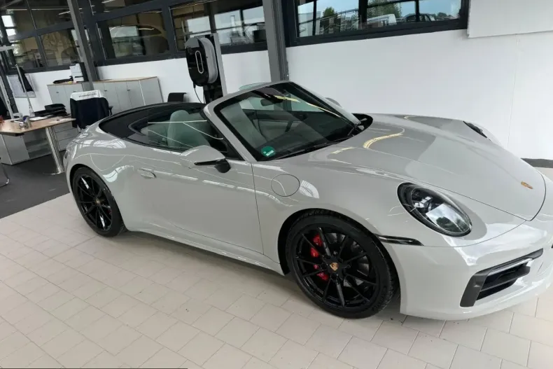 Porsche 911 din 2024 cu 67.000 km - oferta POR222159 - foto 4