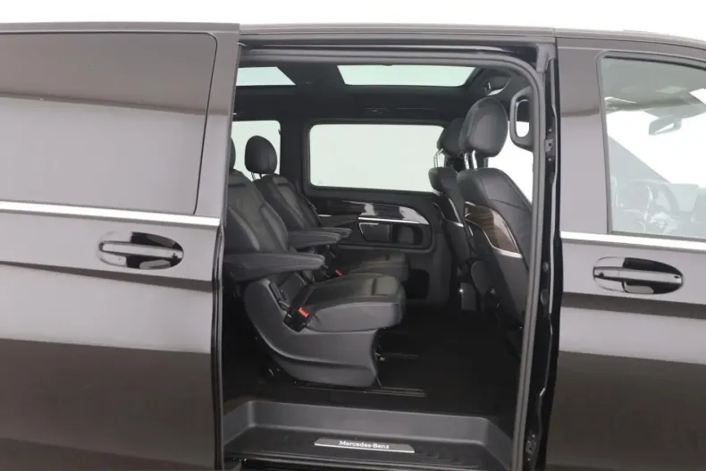 Mercedes-Benz V 300 (Clasa V) din 2024 cu 70.100 km - oferta MER222164 - foto 11