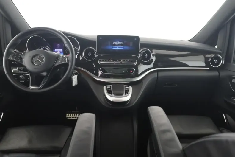 Mercedes-Benz V 300 (Clasa V) din 2024 cu 70.100 km - oferta MER222164 - foto 13