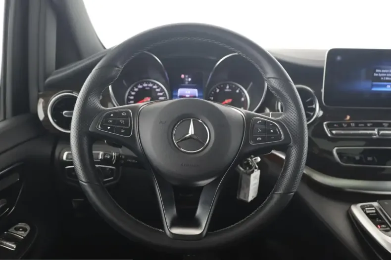 Mercedes-Benz V 300 (Clasa V) din 2024 cu 70.100 km - oferta MER222164 - foto 14