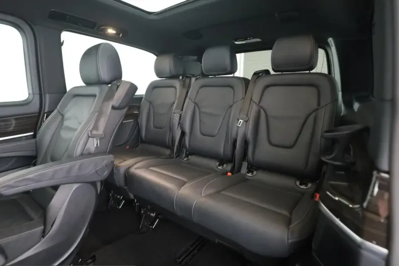 Mercedes-Benz V 300 (Clasa V) din 2024 cu 70.100 km - oferta MER222164 - foto 19