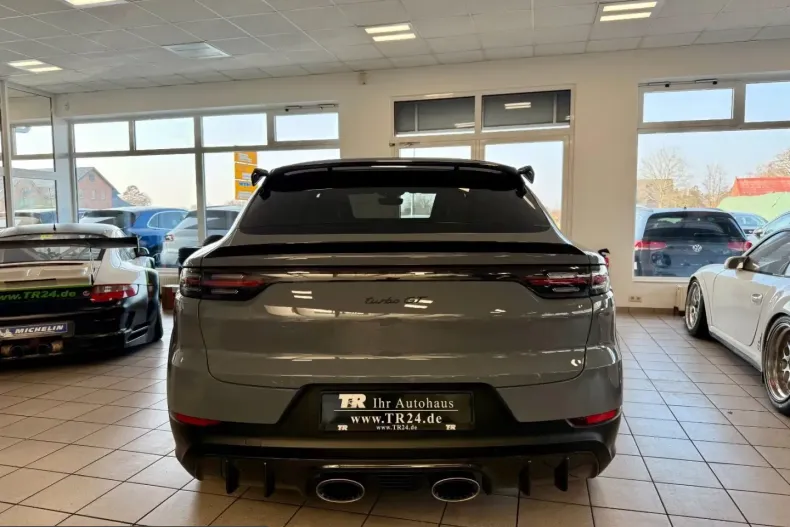 Porsche Cayenne din 2022 cu 64.911 km - oferta POR222165 - foto 4
