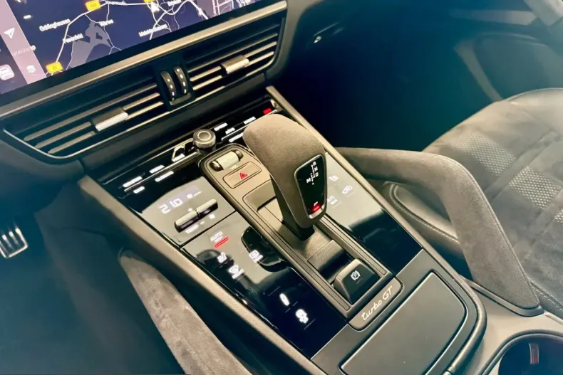 Porsche Cayenne din 2022 cu 64.911 km - oferta POR222165 - foto 20