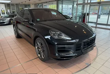 Porsche Cayenne din 2022 - oferta POR222166