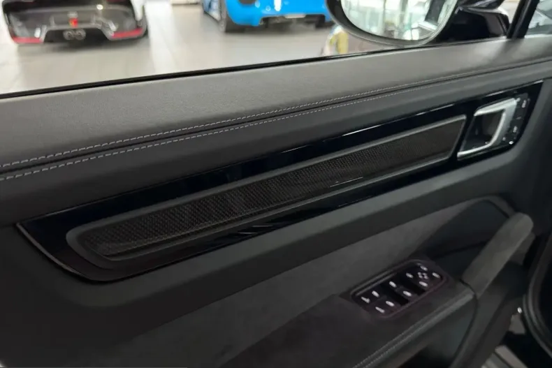 Porsche Cayenne din 2022 cu 36.314 km - oferta POR222166 - foto 18