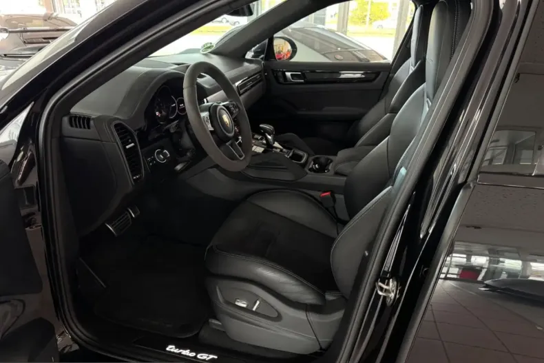 Porsche Cayenne din 2022 cu 36.314 km - oferta POR222166 - foto 19