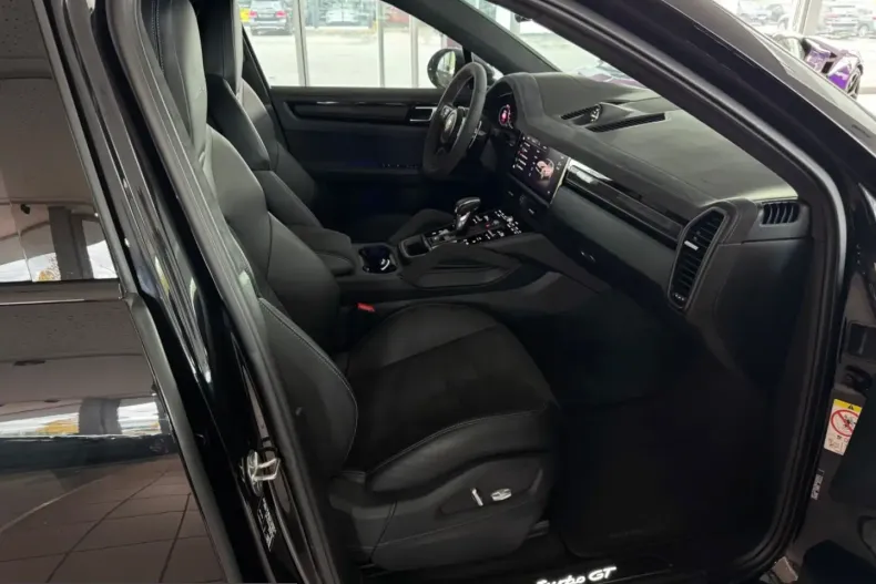 Porsche Cayenne din 2022 cu 36.314 km - oferta POR222166 - foto 22