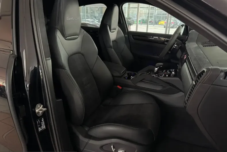 Porsche Cayenne din 2022 cu 36.314 km - oferta POR222166 - foto 26