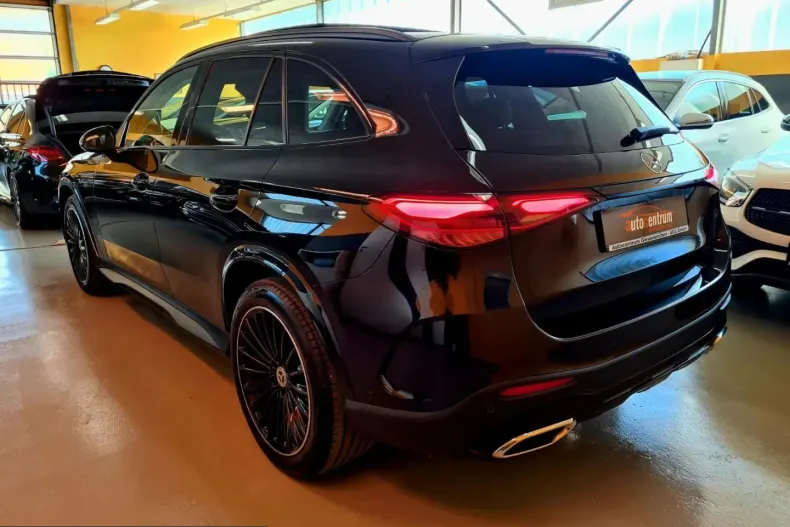 Mercedes-Benz GLC 200 (Clasa GLC) din 2023 cu 58.593 km - oferta MER222167 - foto 5