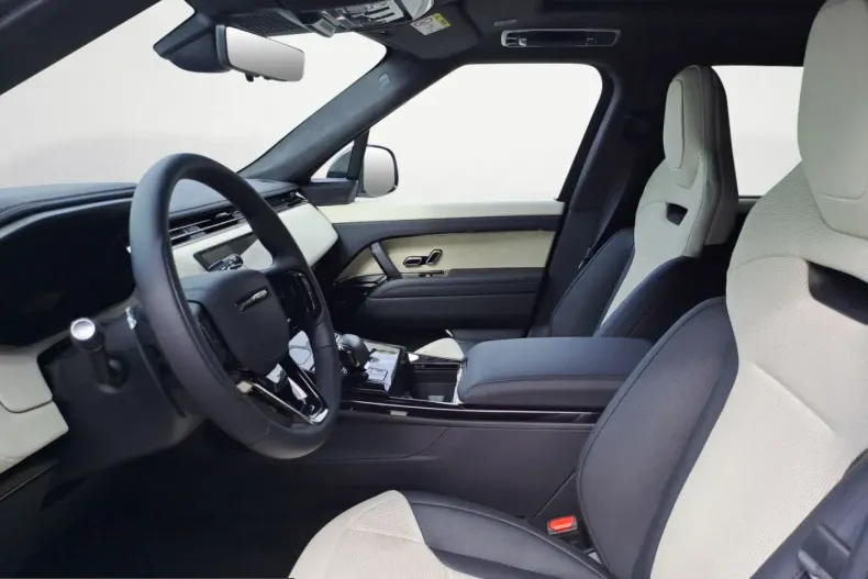 Land Rover Range Rover Sport din 2025 cu 5.029 km - oferta LAN222168 - foto 7