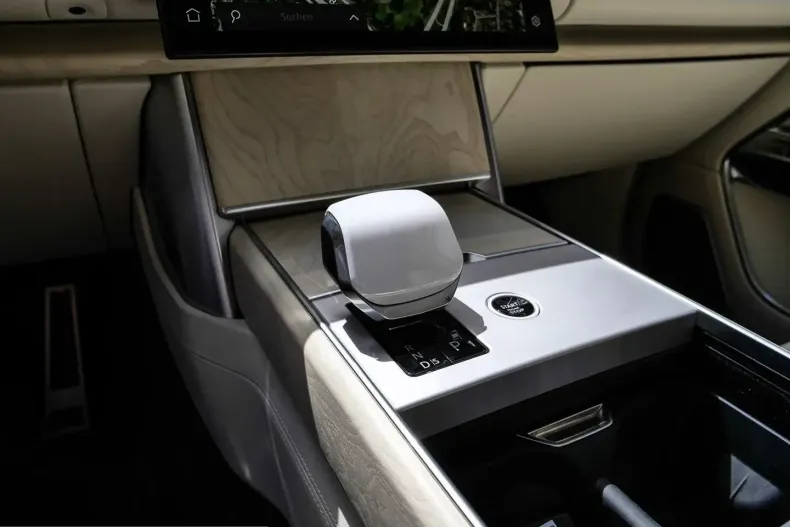 Land Rover Range Rover din 2025 cu 8.000 km - oferta LAN222169 - foto 16