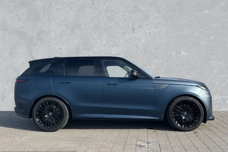 Land Rover Range Rover Sport din 2025 cu 12.822 km - oferta LAN222173 - foto 6
