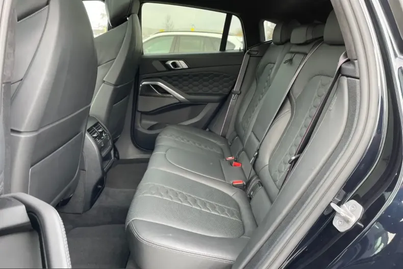 BMW X6 (Seria X) din 2022 cu 67.482 km - oferta BMW222179 - foto 8