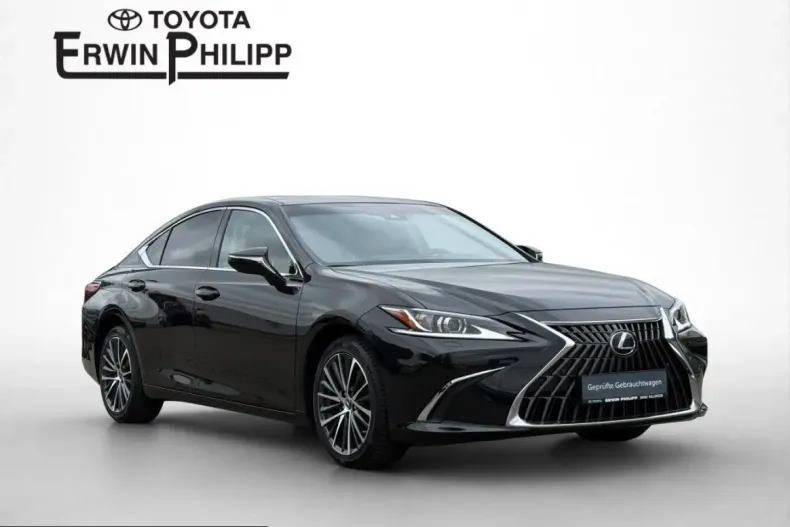 Lexus ES 300 din 2025 cu 32.088 km - oferta LEX222180 - foto 1