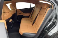 Lexus ES 300 din 2025 cu 32.088 km - oferta LEX222180 - foto 27