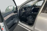 Volvo XC90 din 2025 cu 10.343 km - oferta VOL222184 - foto 10