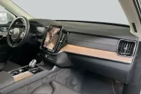 Volvo XC90 din 2025 cu 10.343 km - oferta VOL222184 - foto 16