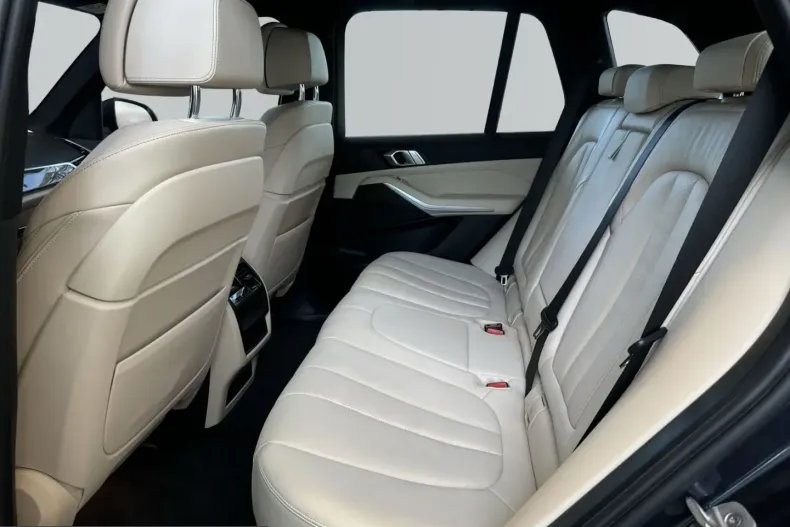 BMW X5 (Seria X) din 2022 cu 27.676 km - oferta BMW222191 - foto 9