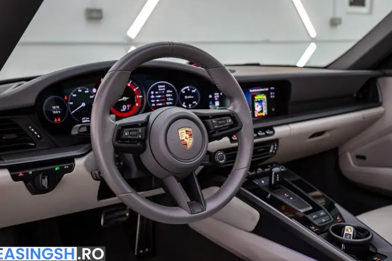 Porsche 911 din 2023 cu 10.600 km - oferta POR222199 - foto 5