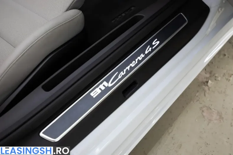 Porsche 911 din 2023 cu 10.600 km - oferta POR222199 - foto 22