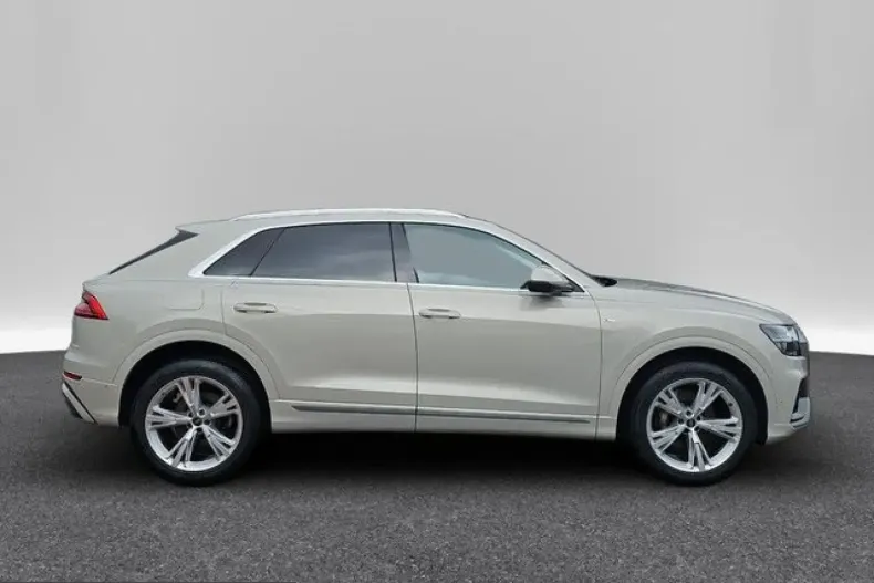 Audi Q8 din 2022 cu 49.404 km - oferta AUD222202 - foto 8