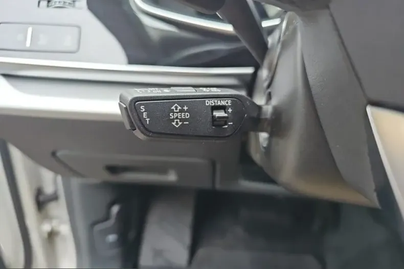 Audi Q8 din 2022 cu 49.404 km - oferta AUD222202 - foto 21