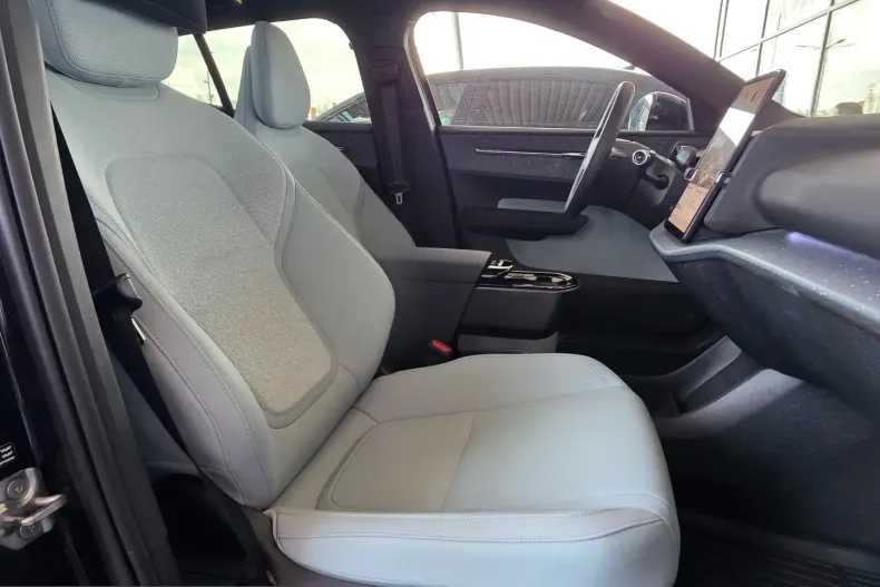 Volvo EX30 din 2025 cu 12.925 km - oferta VOL222209 - foto 34