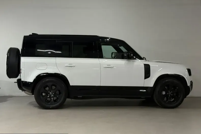 Land Rover Defender din 2022 cu 65.000 km - oferta LAN222211 - foto 3