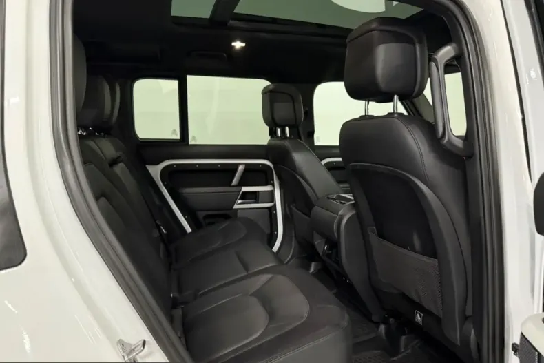 Land Rover Defender din 2022 cu 65.000 km - oferta LAN222211 - foto 5