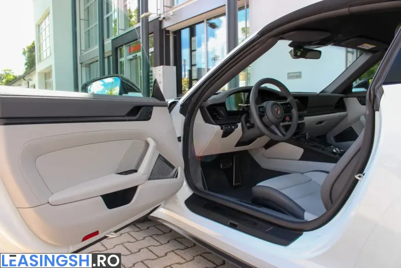 Porsche 992 din 2025 cu 4.650 km - oferta POR222215 - foto 13