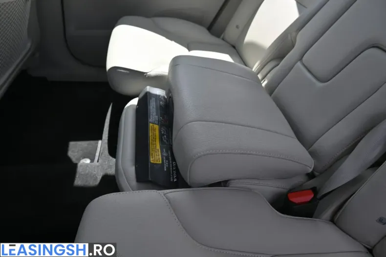 Volvo XC90 din 2023 cu 37.800 km - oferta VOL222216 - foto 15